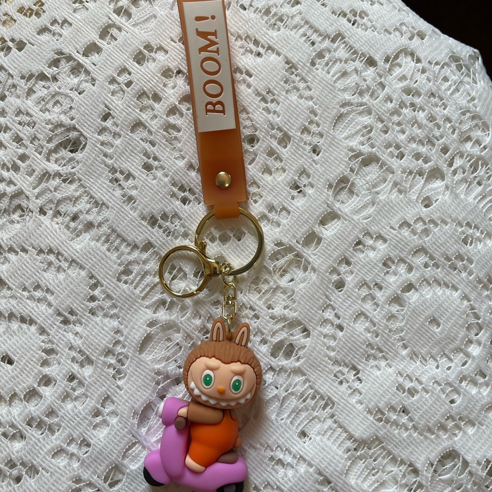 Boom colorful Labubu silicone keychain